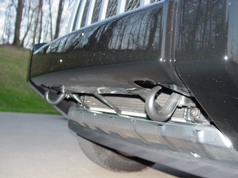 2007 Jeep Commander Overland Front Tow Hooks