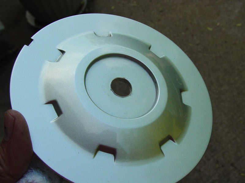 Clean center cap