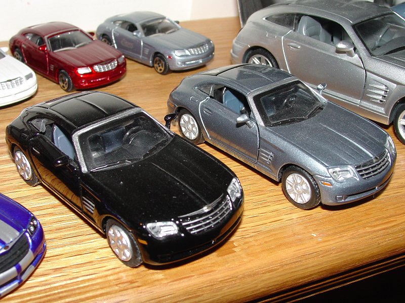 Motor Max Chrysler Crossfires (Toys 'R Us) 1/43