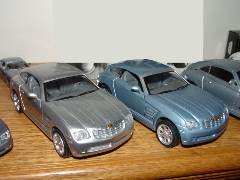 New Ray Chrysler Crossfires 1/32