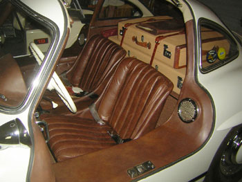 Mercedes Benz 300SL Fitted Luggage
