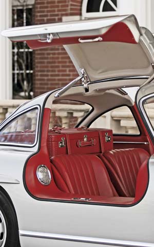 Mercedes Benz 300SL Fitted Luggage