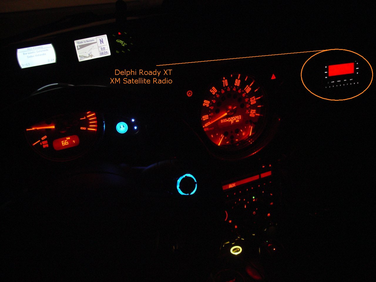 MINI Cooper - Delphi Roady XT XM Satellite Radio