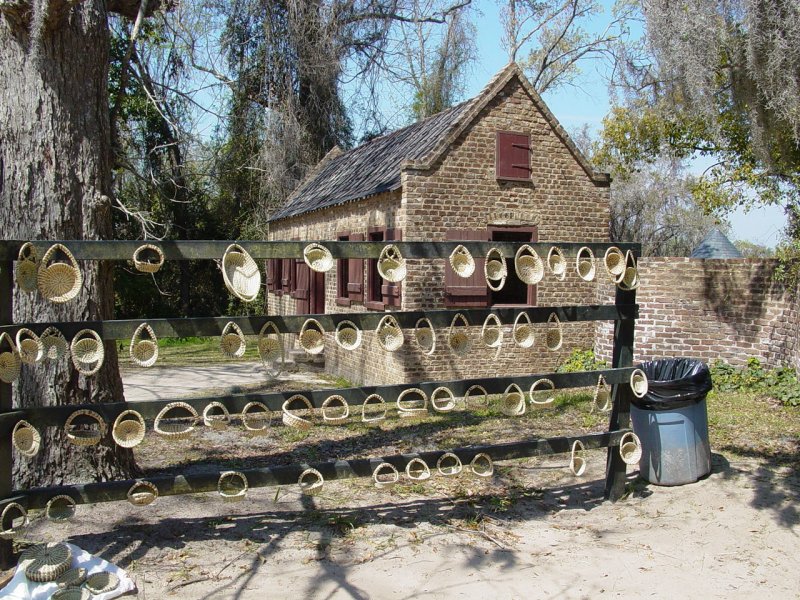Boone Hall Plantation Sweetgrass Baskets