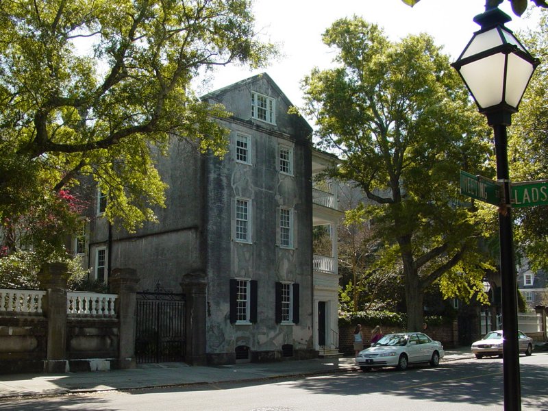 Meeting Street Façade