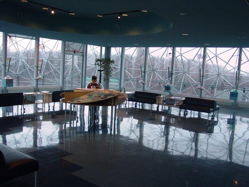 To floor exhibit room in the Biosphere