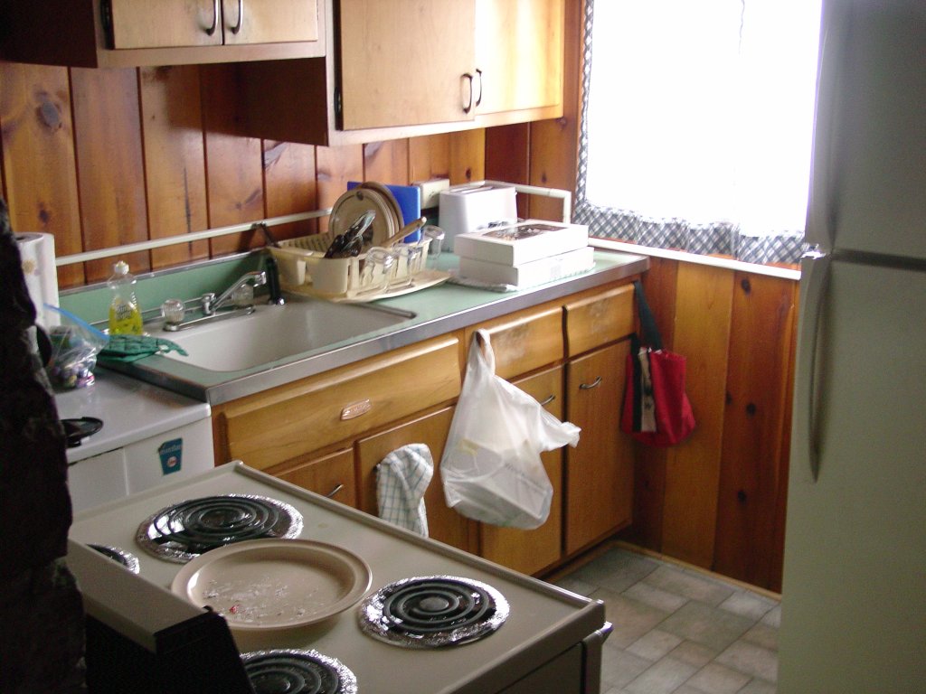 Cabin 3 Kitchen