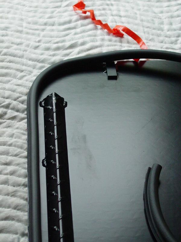 Stop to cut the notches at the hinges