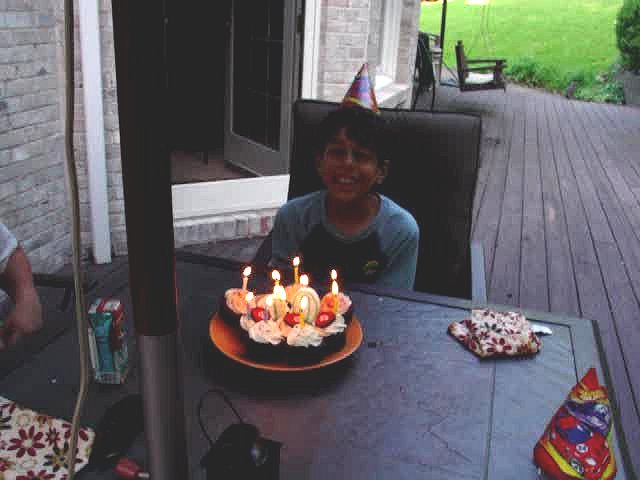 Movie: MOV02307.MPG Happy Birthday to You!