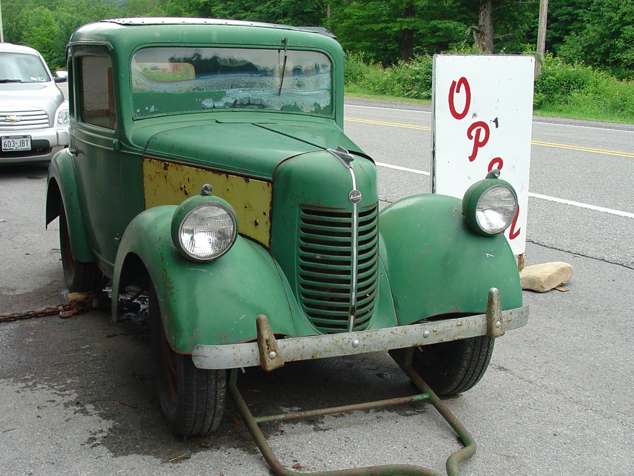 Bantam at Country Store Near Slaty Fork