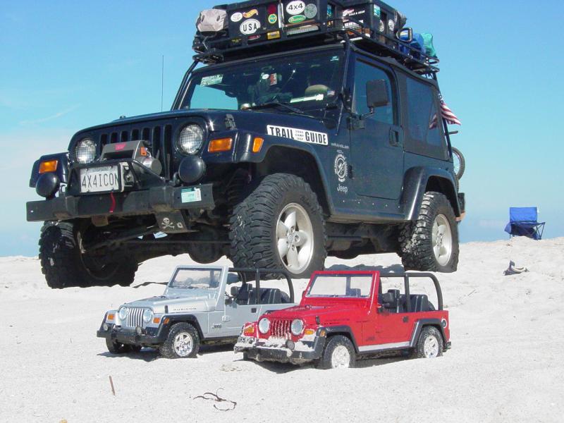 The whole fam damily - Click to Enlarge (the red and silver ones will stay small...)