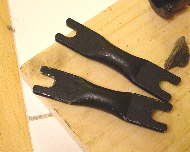 Factory Bar Pins (new from Edelbrock)