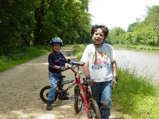 Tom and Ted on the Canal - click to enlarge
