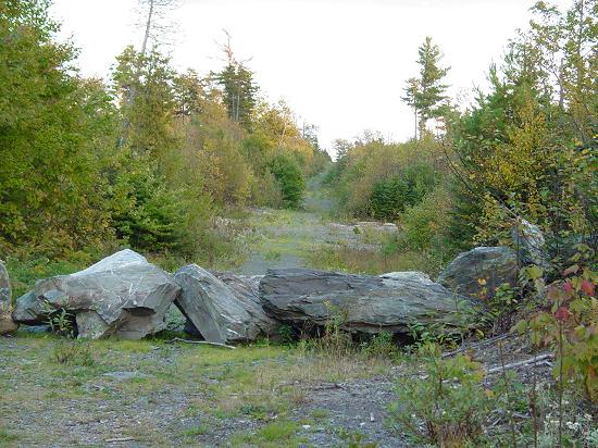 Trail to Trains parking