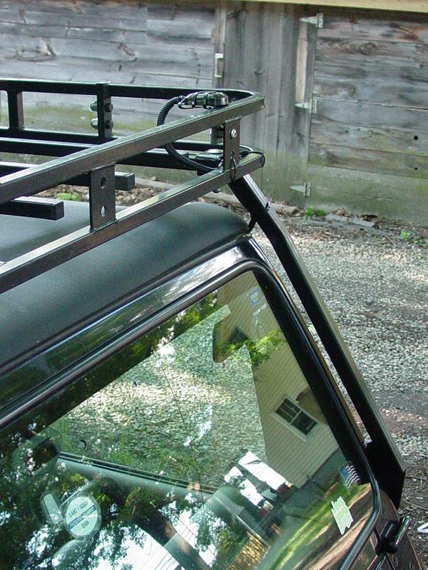 Rack-Mounted External gps Antenna - Click to Enlarge
