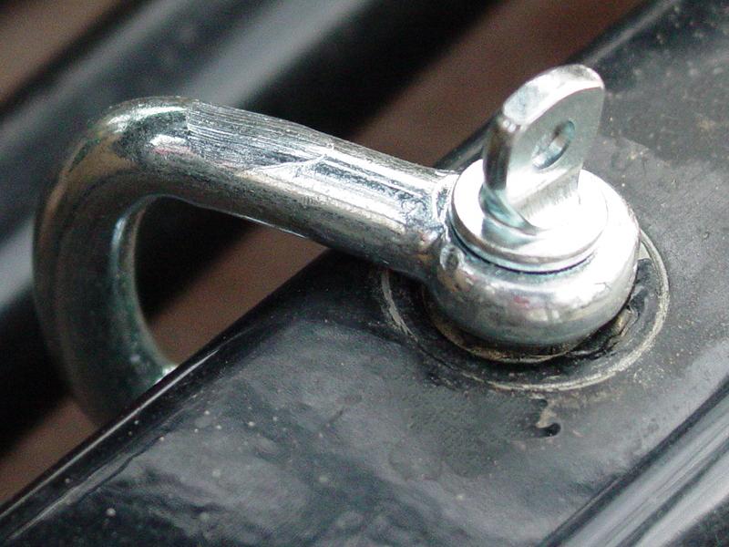 Shackle in hardtop holes on sides of tub - Click to Enlarge