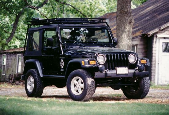 5/11/02 - Black Top and Wax Job - Click to enlarge